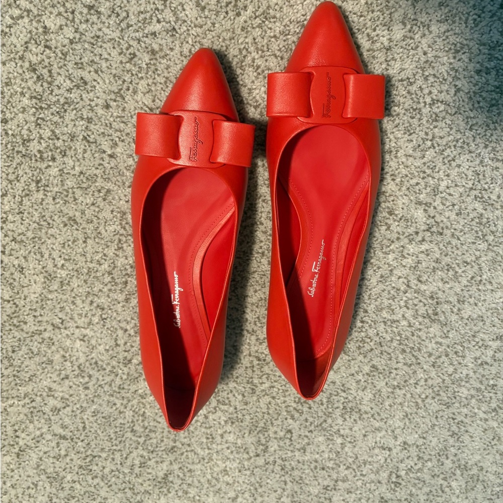 Salvatore Ferragamo Red Orangw Bow Flats 11